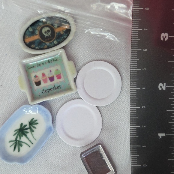 71 Piece Doll House Miniature Food Snack Dishes Lot - Picture 10 of 10